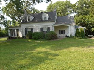 12 Vouga Ln, Frontenac, MO