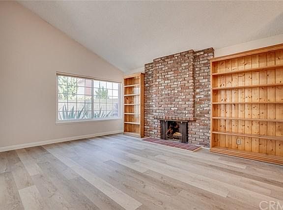 4th image of 5302 Saint Marys Cir