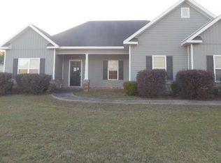 2 Woodrow Miller St, Hawkinsville, GA 31036