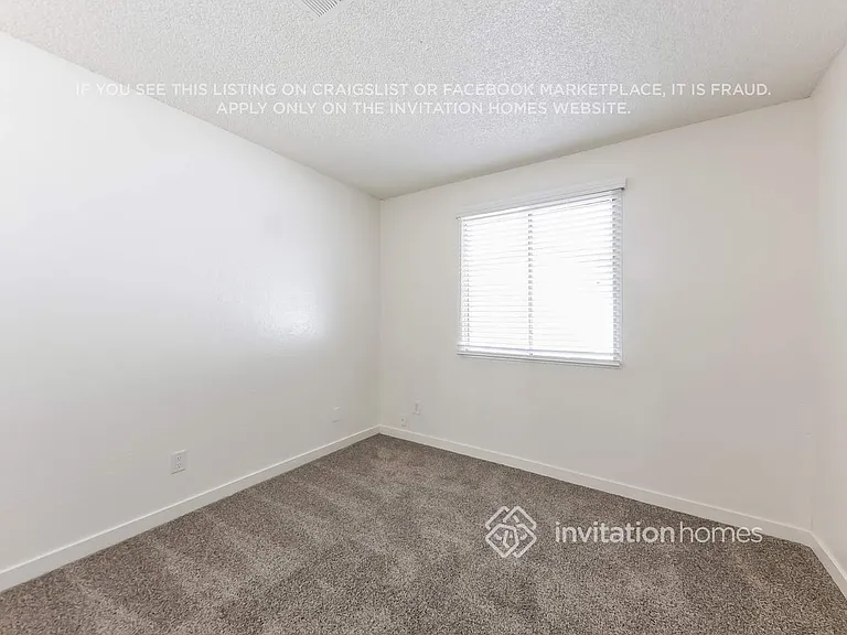 17454 N 14th Ave — Photo 14