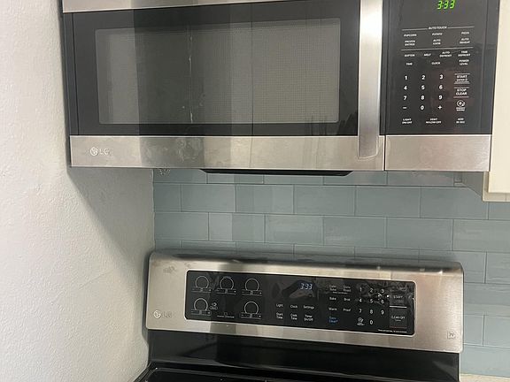 3rd image of 12622 NW Barnes Rd APT 6