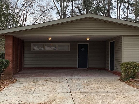 3rd image of 1077 Glenwood Rd