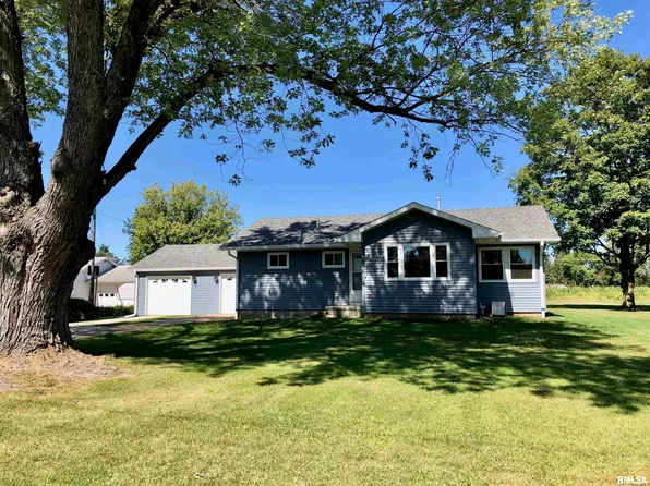 12202 N 1050th Rd, Macomb, IL 61455