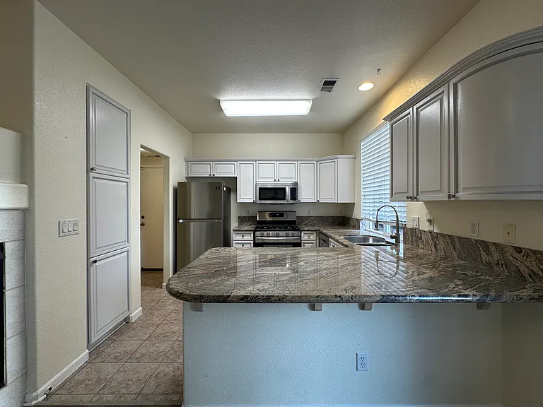 6227 Ingleston Dr — Photo 8