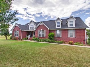 2198 Zion Rd, Columbia, TN 38401