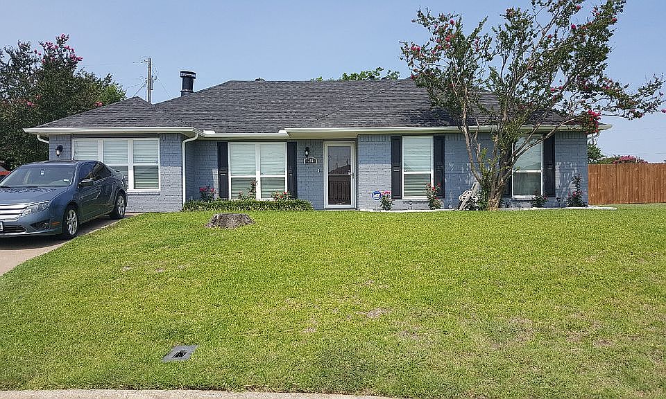 1st image of 305 Mesa Ct
