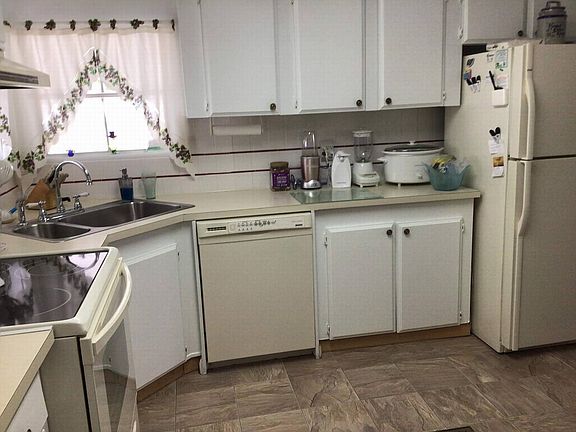 2nd image of 1335 Fleming Ave Lot 108