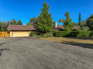4988 Saratoga Dr, Redding, CA 96002