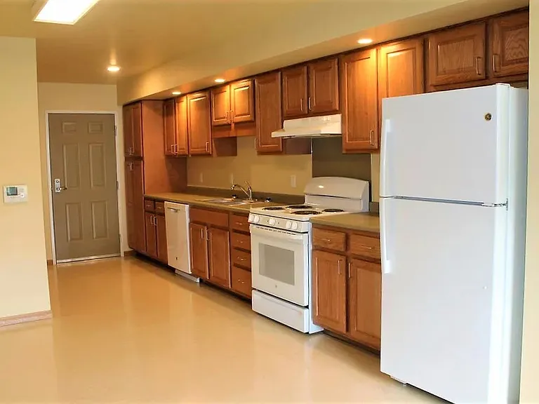 522 N Church St — Photo 3