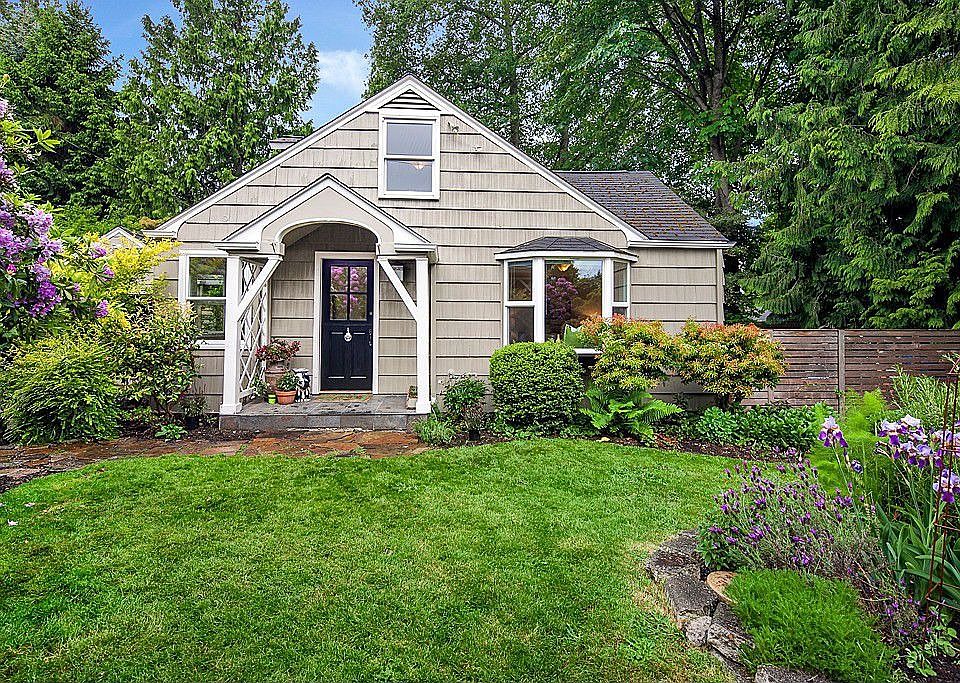 1st image of 2247 72nd Ave SE