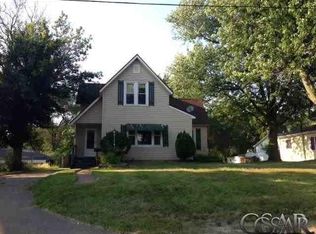 503 N Canal St, Chesaning, MI 48616