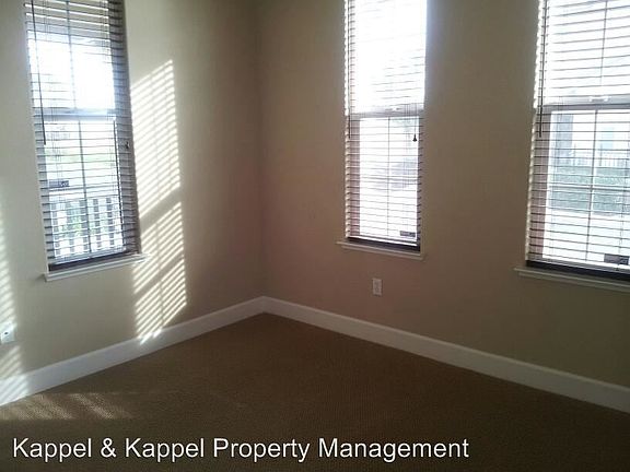 4th image of 1276 Gray Hawk Ln