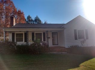 131 Young St, Elkin, NC 28621