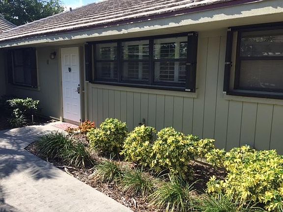 2nd image of 1127 E Seminole Ave APT 17D