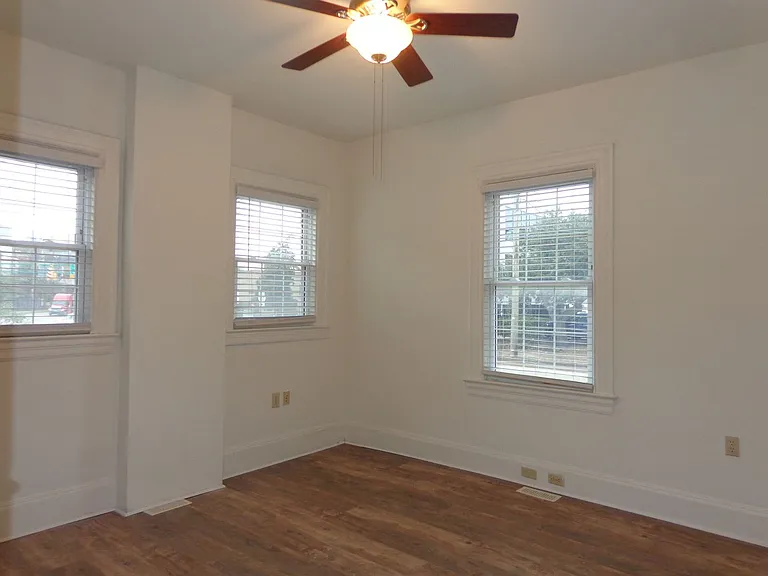 833 Westover Ave — Photo 8