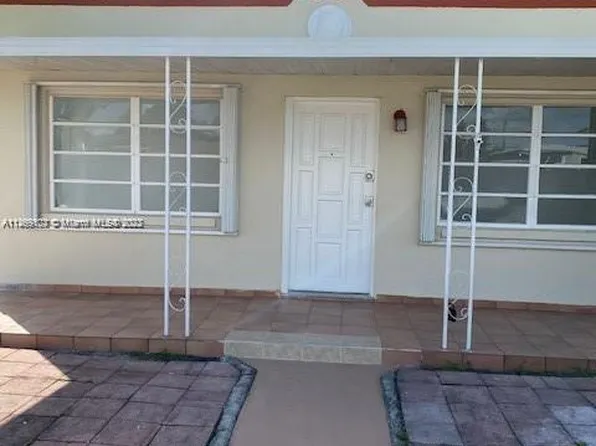 520 E 14th St, Hialeah, FL 33010