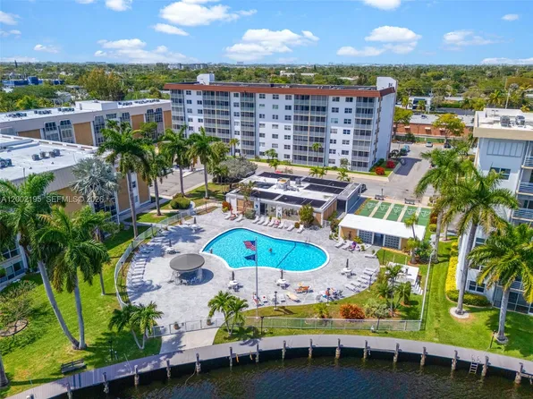 3050 NE 16th Ave APT 605, Oakland Park, FL 33334