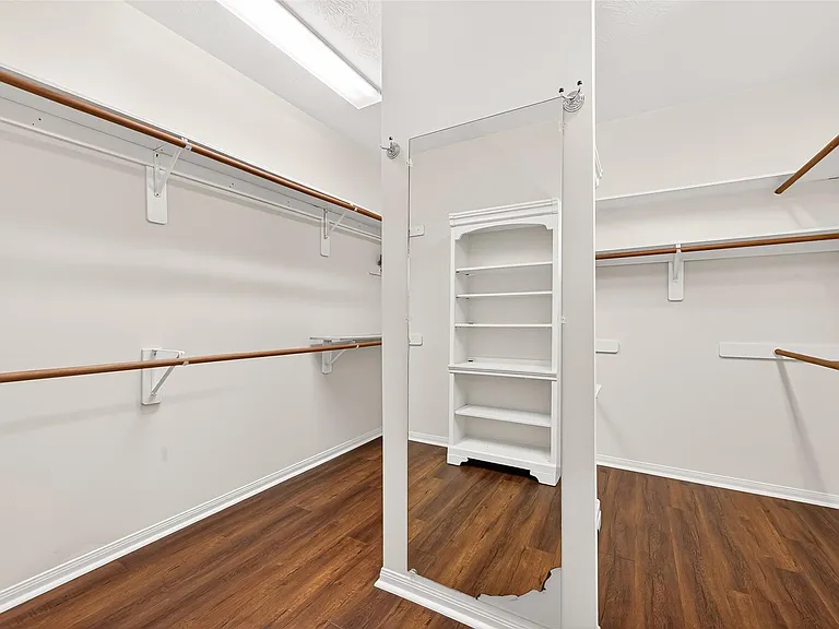 23734 Indian Hills Way — Photo 46