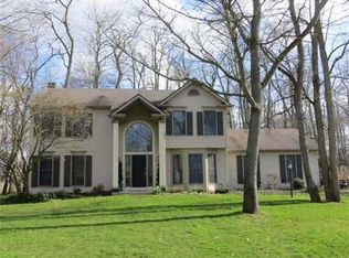 10790 Pine Cone Ct, Granger, IN