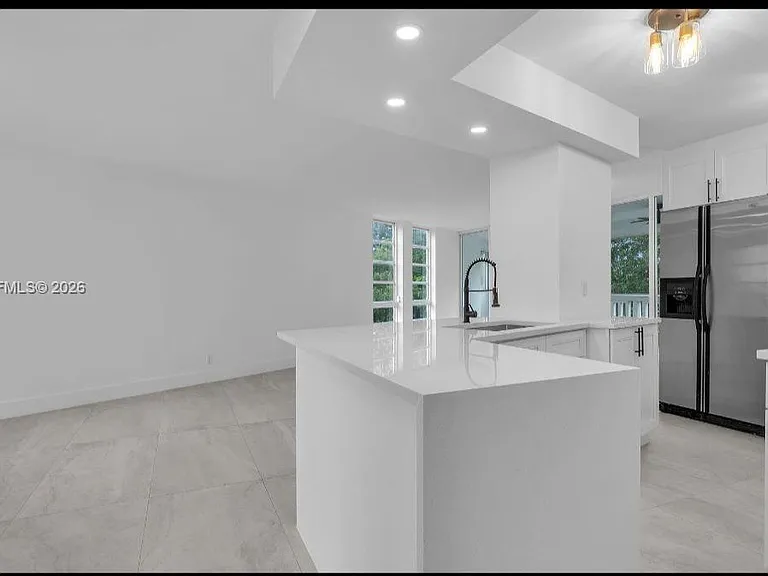 6911 Environ Blvd #4J — Photo 5
