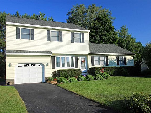 2nd image of 12 Harwich Dr