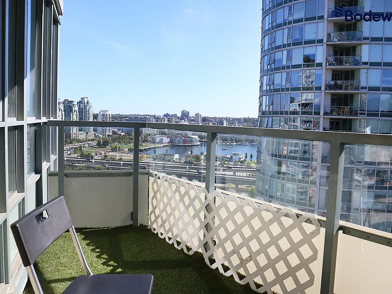 63 Keefer Pl #2009 — Photo 15