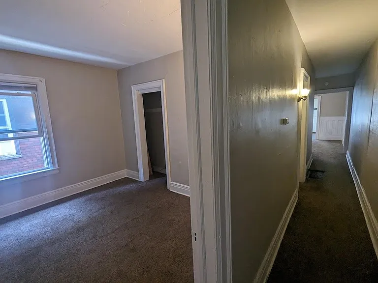 576 Potomac Ave #3 — Photo 7