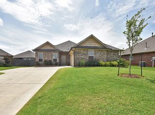 15909 Kayly Ct, Edmond, OK 73013