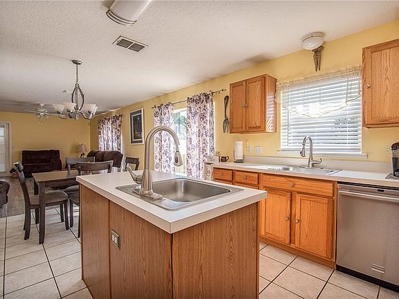 5th image of 6007 Sunset Vista Dr