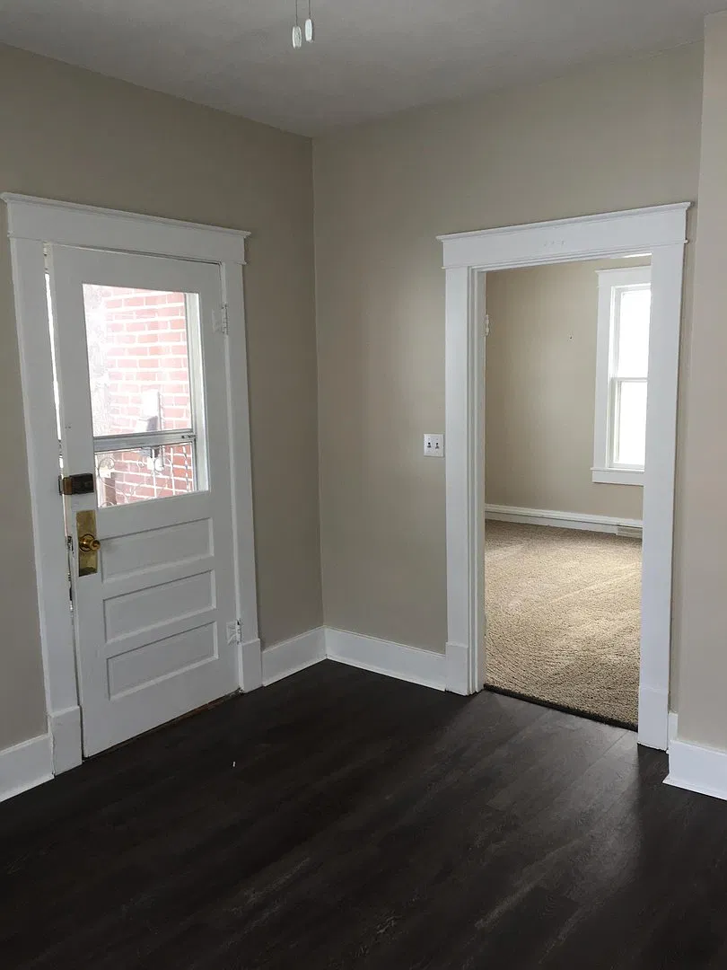 3 Bedroom House w/Garage — Photo 4