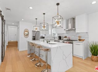 1163 S Muirfield Rd, Los Angeles, CA 90019