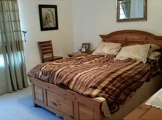 53 Niblick Cir, Coventry, RI 02816