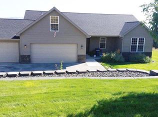 1309 N 13th St, Selah, WA 98942