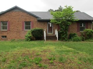 204 Sumwalt St, Sandston, VA 23150