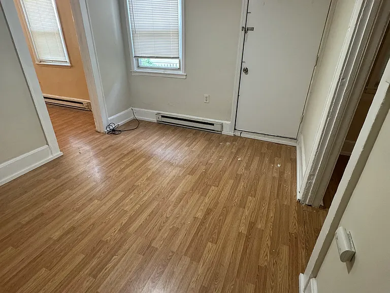 1742 S 2nd St #1 — Photo 7