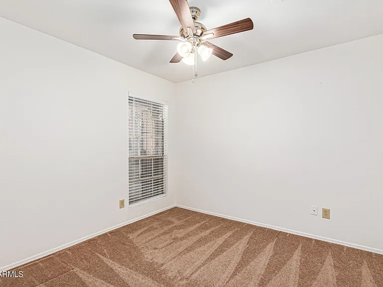 16407 S 44th St — Photo 15
