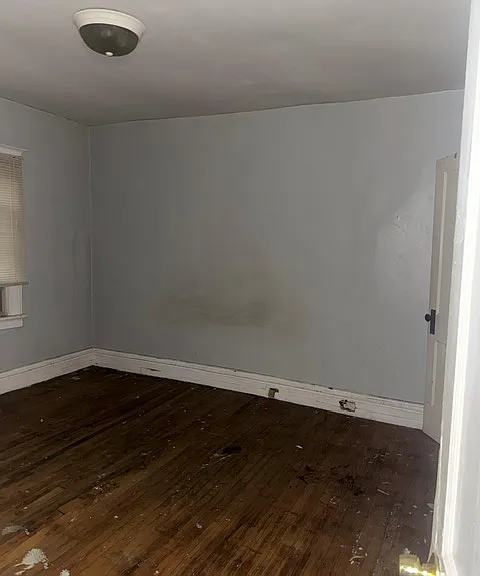 3738 Sylvan Pl — Photo 4