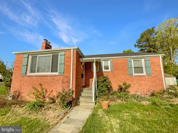 2811 School St, Alexandria, VA 22303