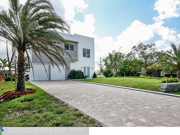 4th image of 11780 NW 26th St