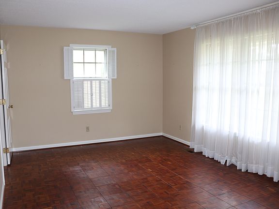 2nd image of 129 Lovella Dr