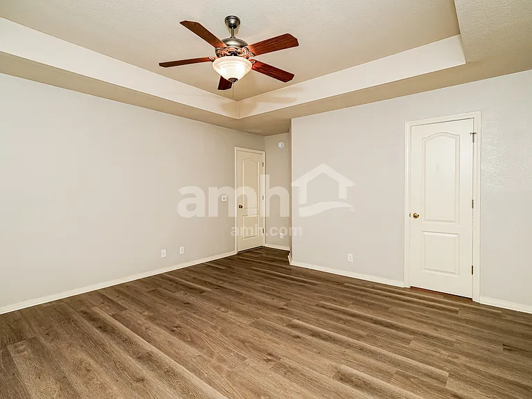 19713 E 38th Pl S — Photo 10