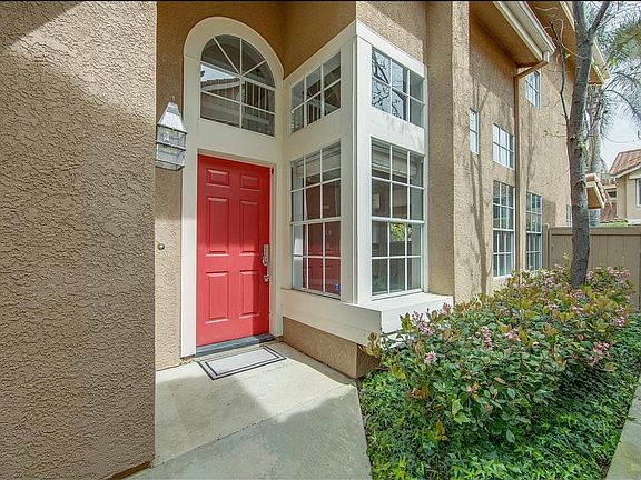 2nd image of 4886 Santo Dr