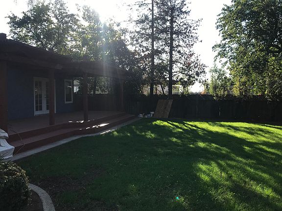 4th image of 17383 Walnut Grove Dr