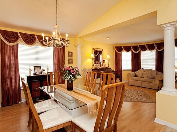 4th image of 4702 Dunnie Dr