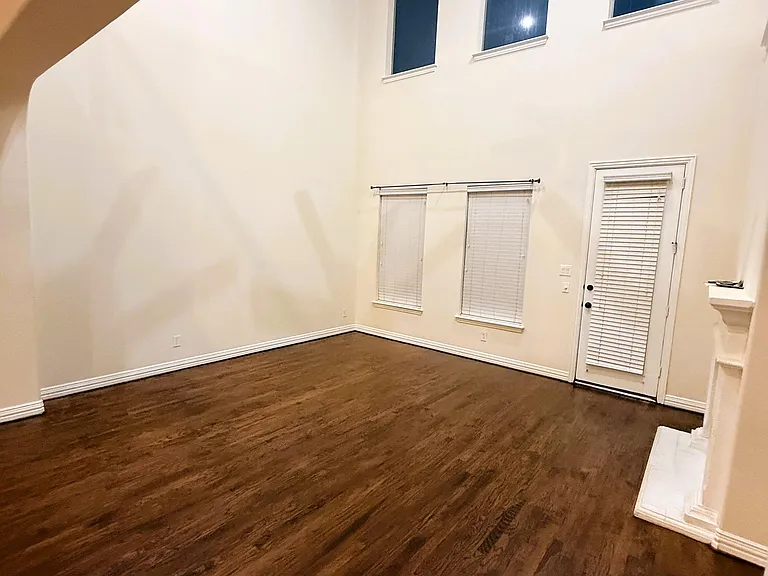 2215 Longview Rd — Photo 13