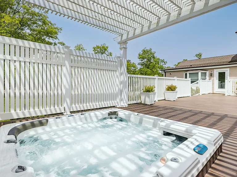641 Little Bird Rd — Photo 8