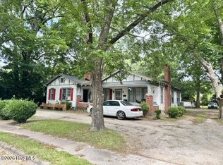 409411-409 N Charlotte St #411, Washington, NC 27889