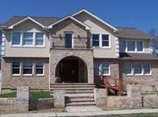 2675 Orchard St, Bellmore, NY 11710