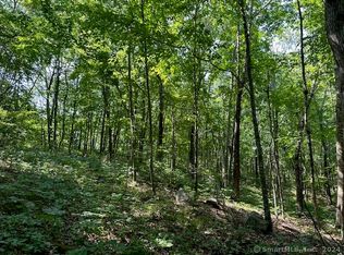 238 Congdon Rd, Voluntown, CT 06384