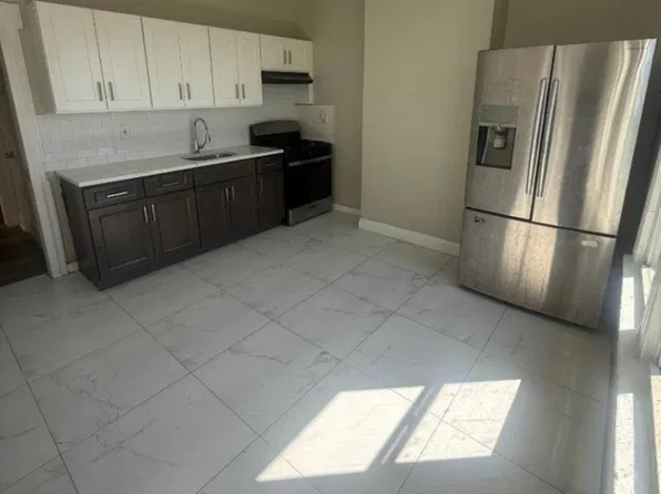 51 Hawkins St, Newark, NJ